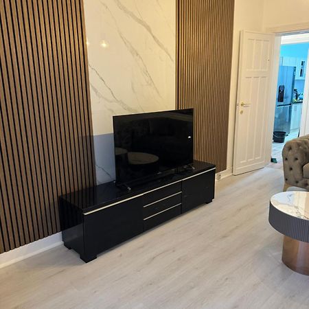 Appartement 2 Chambre Luxueuse A Jette Brüsszel Kültér fotó
