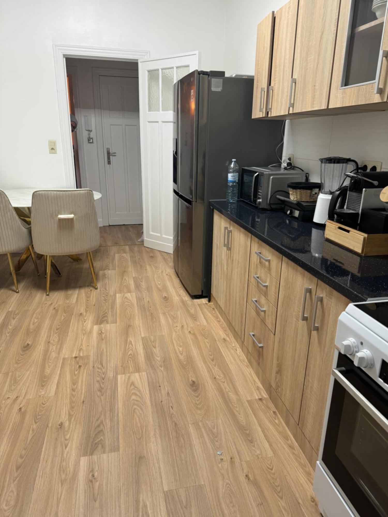 Appartement 2 Chambre Luxueuse A Jette Brüsszel Kültér fotó