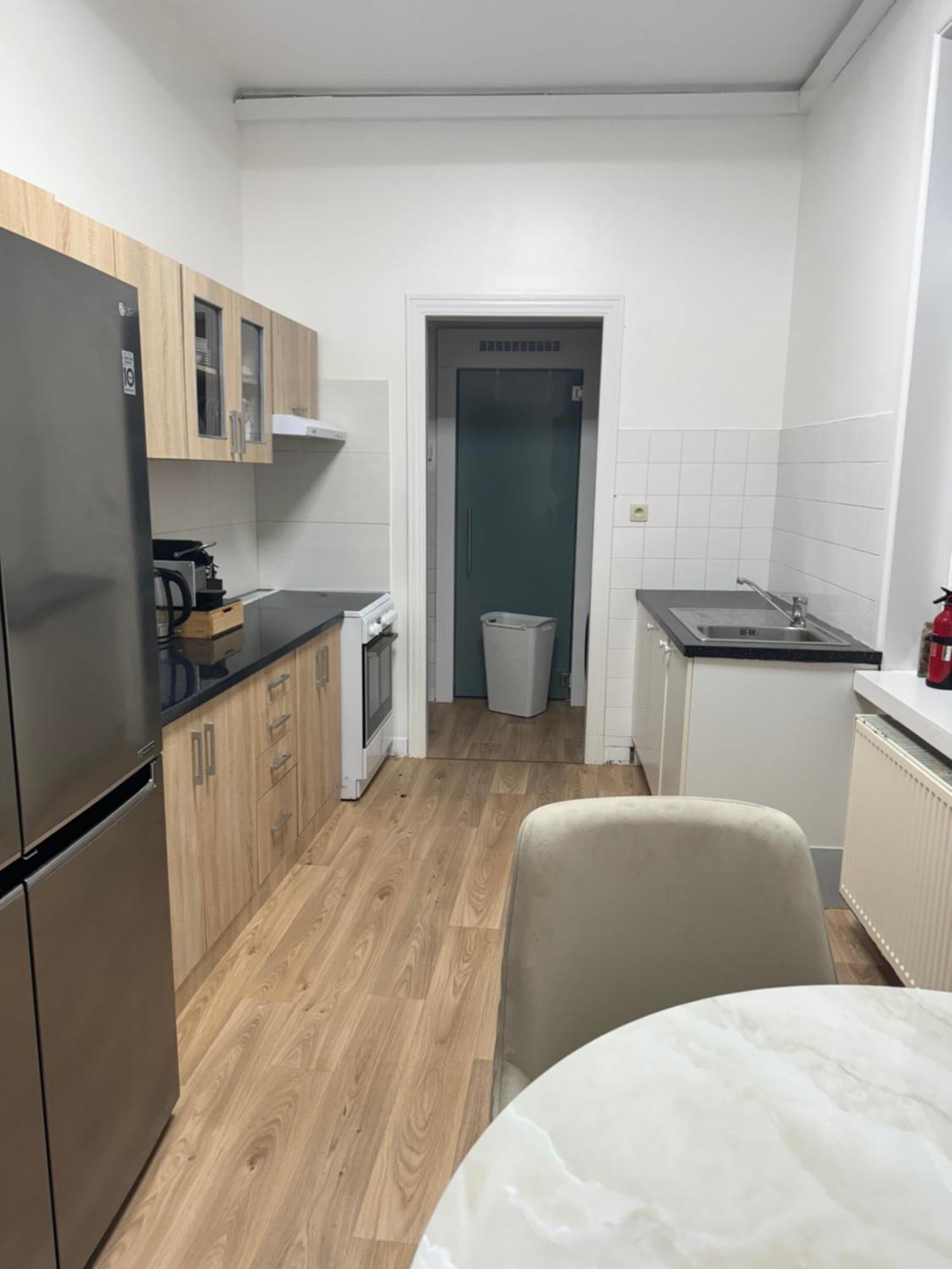 Appartement 2 Chambre Luxueuse A Jette Brüsszel Kültér fotó