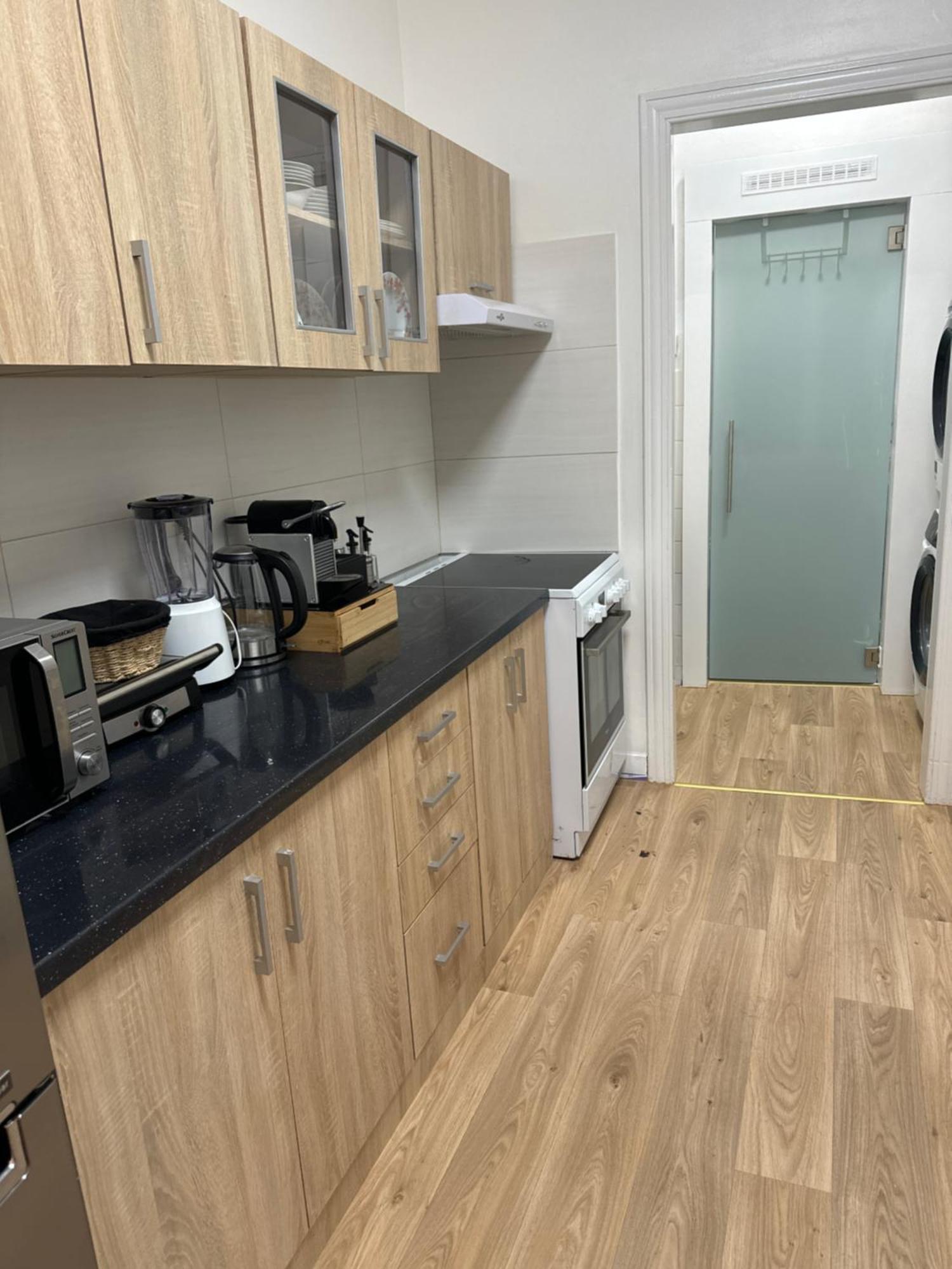 Appartement 2 Chambre Luxueuse A Jette Brüsszel Kültér fotó